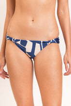 Load image into Gallery viewer, Gallery: Rio De Sol Bottom Bottom Pottery Mel