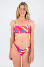 Load image into Gallery viewer, Model Front: Rio De Sol Bottom Bottom Antelope High-Leg