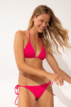 Load image into Gallery viewer, Image 07: Wednesday In Hawaii By Rio De Sol Set Set Guava Kauai Kaleia