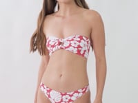 Load and play video in Gallery viewer, Video: Wednesday In Hawaii By Rio De Sol Bottom Bottom Pua-Hibiscus Waikiki