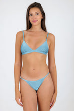 Load image into Gallery viewer, Model Front: Rio De Sol Top Top Mirante Tri-Fixo