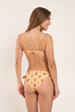 Load image into Gallery viewer, Model Back: Rio De Sol Top Top Mosaico Bandeau-Joy