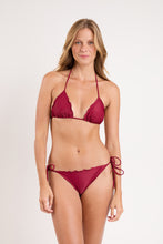 Load image into Gallery viewer, Model Front: Rio De Sol Top Top Touch-Carmim Frufru