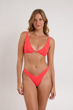 Load image into Gallery viewer, Model Front: Rio De Sol Set Set Malibu-Folia Agnes Cali
