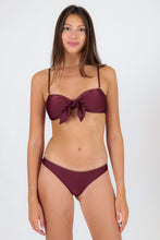 Load image into Gallery viewer, Model Front: Rio De Sol Bottom Bottom Barolo Essential
