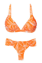Load image into Gallery viewer, Product Front: Rio De Sol Set Set Trail-Orange Tri-Fixo Baobi-Cheeky
