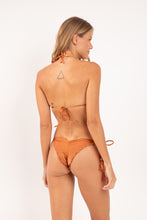 Load image into Gallery viewer, Model Back: Rio De Sol Top Top Shimmer-Nocciola Frufru
