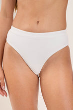 Load image into Gallery viewer, Gallery: Rio De Sol Bottom Bottom Sand-White Kora
