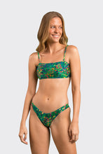 Load image into Gallery viewer, Image 04: Rio De Sol Bottom Bottom Wilds Highleg
