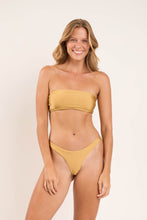 Load image into Gallery viewer, Model Front: Rio De Sol Bottom Bottom Fluity-Dourado Essential
