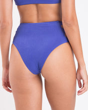 Load image into Gallery viewer, Image 05: Rio De Sol Bottom Bottom Malibu-Indigo Highwaist-Spin
