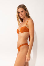 Load image into Gallery viewer, Image 04: Rio De Sol Top Top Ferrugo Juliette
