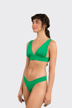 Load image into Gallery viewer, Image 04: Rio De Sol Set Set Tambourine Halter-Marina Essential-Cos
