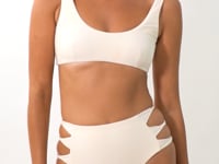 Load and play video in Gallery viewer, Video: Rio De Sol Bottom Bottom Malibu-Natural Highwaist-Spin
