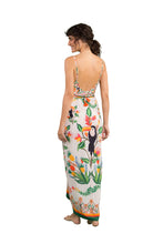 Load image into Gallery viewer, Model Back: Rio De Sol Pareo Boho Canga
