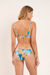 Model Back: Rio De Sol Top Top Azure Alba