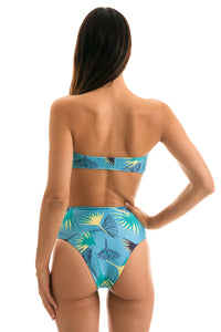 Model Back: Rio De Sol Top Top Flower Geometric Reto