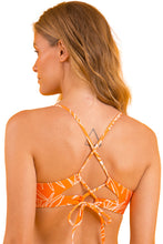 Load image into Gallery viewer, Image 07: Rio De Sol Top Top Trail-Orange Tank-Tie
