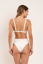 Load image into Gallery viewer, Top Sand-Chantilly Alba
